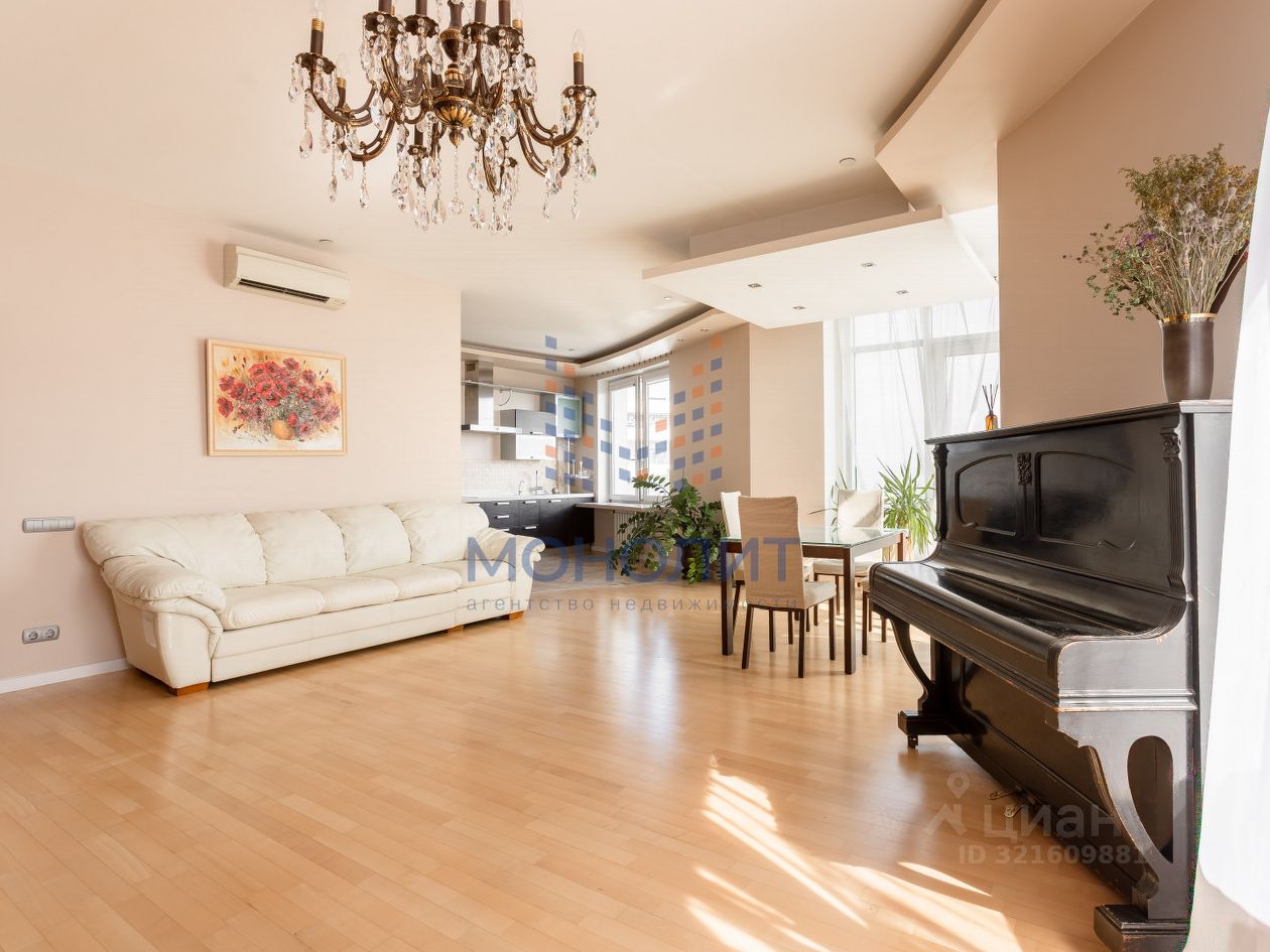 Продажа 3-комн квартиры на вторичном рынке Мосфильмовская улица, 70к3