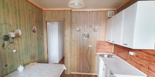 2-комн квартира улица Лётчика Пилютова,  д. 13