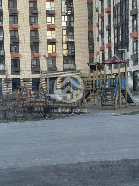 Продажа 2-комн квартиры на вторичном рынке Люблинская улица, 109К2