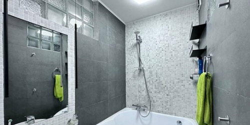 3-комн квартира улица Приорова,  д. 1