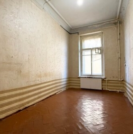 Продажа 3-комн квартиры на вторичном рынке Дегтярный пер,  д. 6
