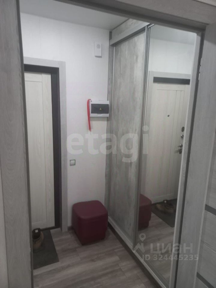 Продажа 1-комн квартиры на вторичном рынке пос. Шушары, Ленсоветовский тер., 23