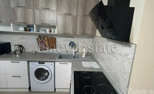 Продажа 2-комн квартиры на вторичном рынке Красногорск г, Липовой Рощи ул,  д. 11