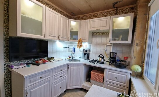 Продажа 1-комн квартиры на вторичном рынке ул Плющева,  д. 14