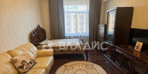 3-комн квартира Авиационная улица,  д. 11