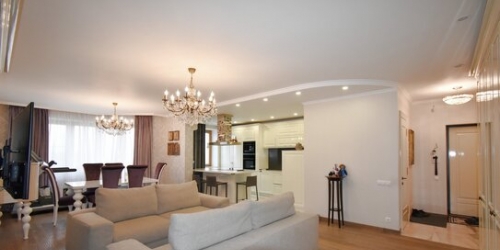 3-комн квартира улица Академика Виноградова,  д. 9