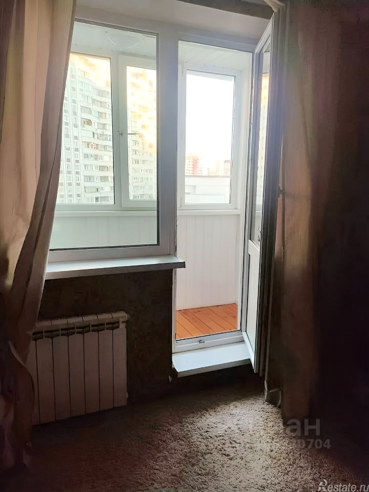 Аренда 3-комн квартиры на вторичном рынке Митинский 3-й пер,  д. 1