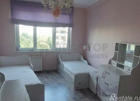 Продажа 4-комн квартиры на вторичном рынке ул Елецкая,  д. 22/25