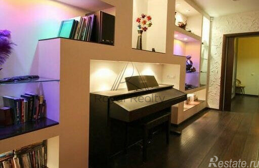 Продажа 3-комн квартиры на вторичном рынке Маршала Жукова пр-кт,  д. 54 к6