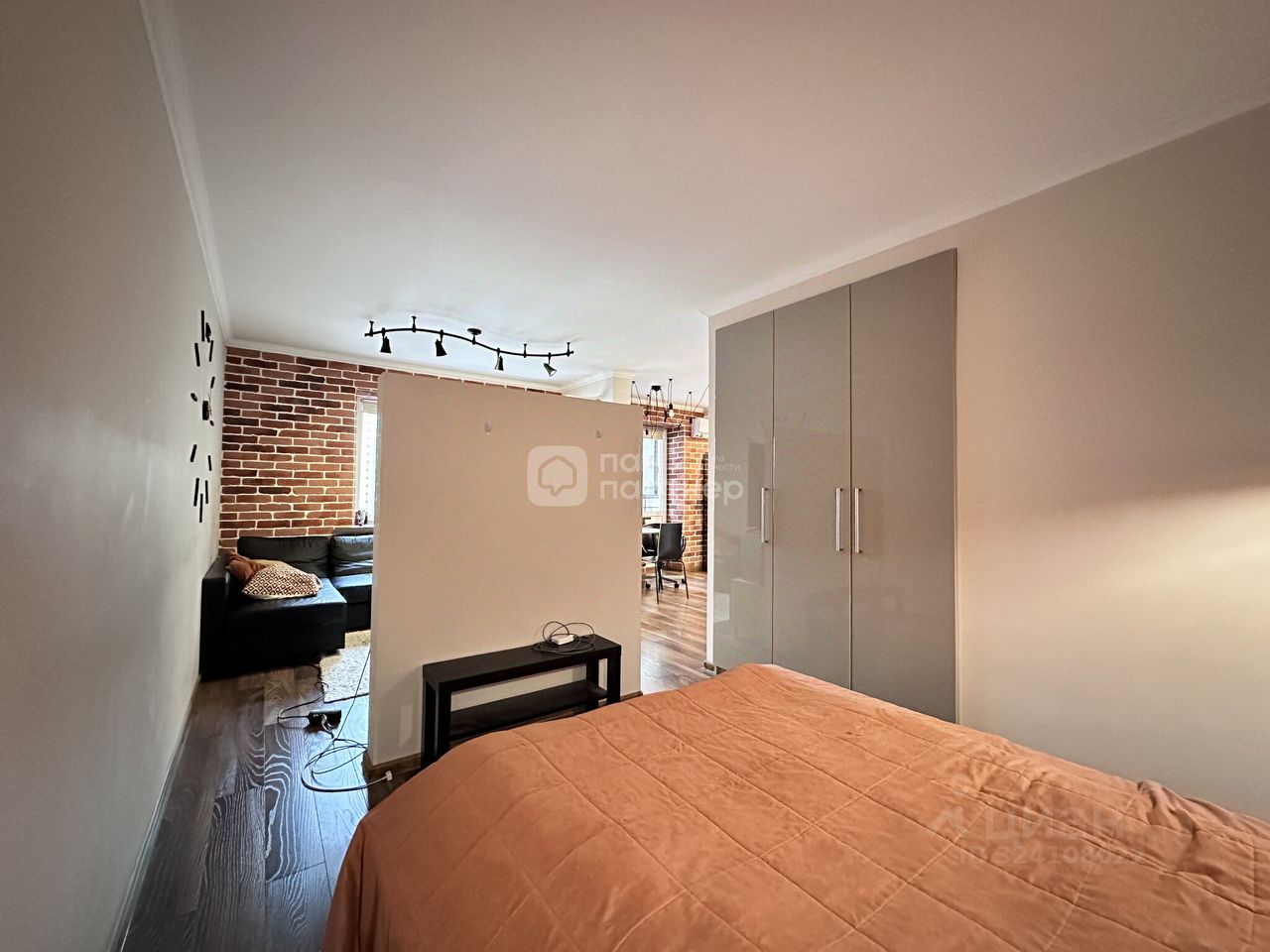 Продажа 1-комн квартиры на вторичном рынке Варшавская улица, 6к1