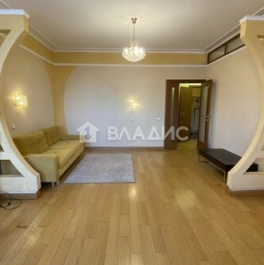 Продажа 3-комн квартиры на вторичном рынке улица Ватутина