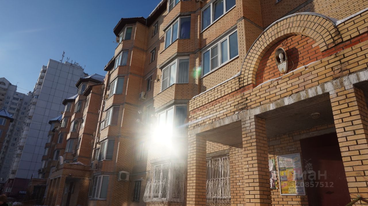 Продажа 2-комн квартиры на вторичном рынке д. Островцы, улица Подмосковная, 26