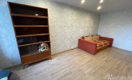 Продажа 2-комн квартиры на вторичном рынке Перекопская улица,  д. 14 к2