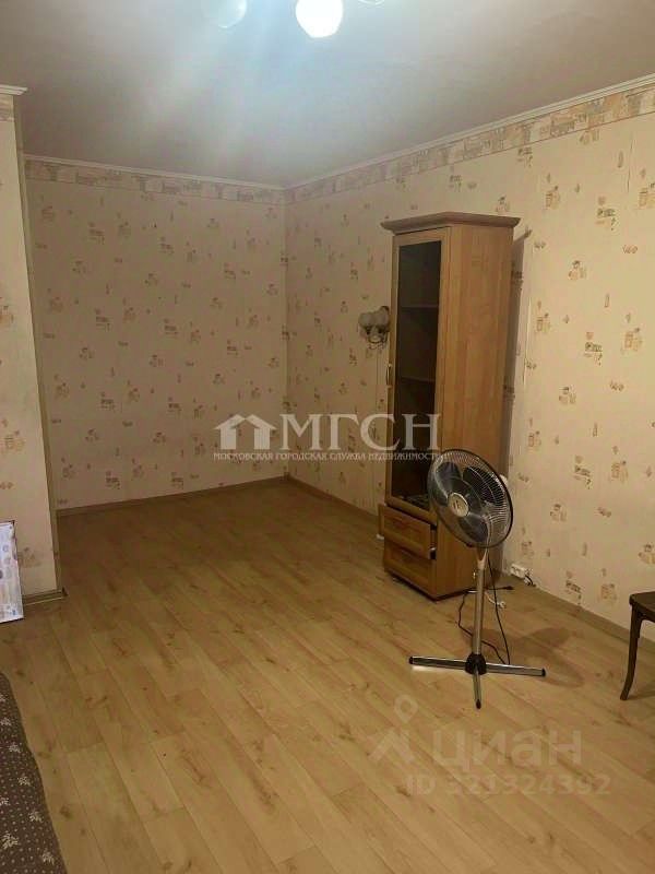 Продажа 1-комн квартиры на вторичном рынке улица Маршала Захарова, 16К1