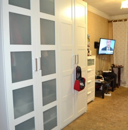 Продажа 2-комн квартиры на вторичном рынке Витебская ул ,  д. 19