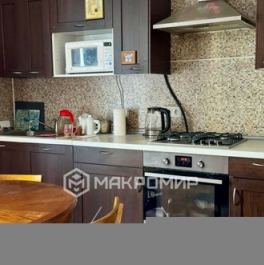 Продажа 3-комн квартиры на вторичном рынке Захарьевская улица,  д. 21