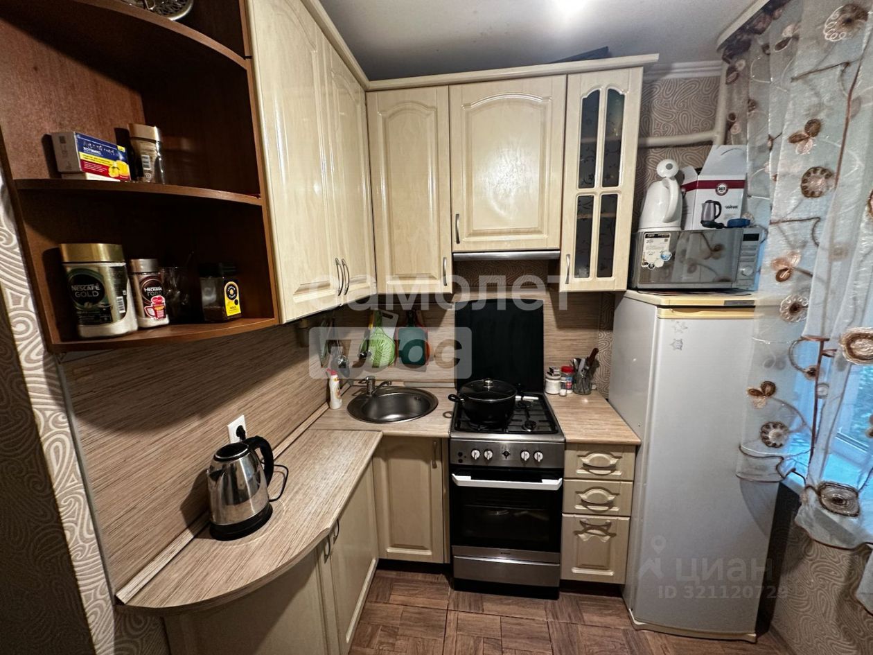 Продажа 2-комн квартиры на вторичном рынке д. Аксаково, улица Парковая, 1