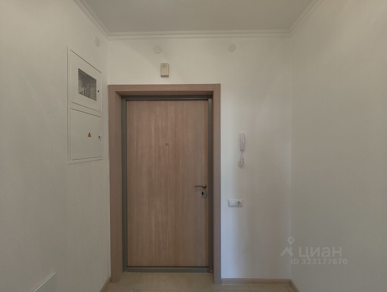 Продажа 1-комн квартиры на вторичном рынке Балаклавский проспект, 17