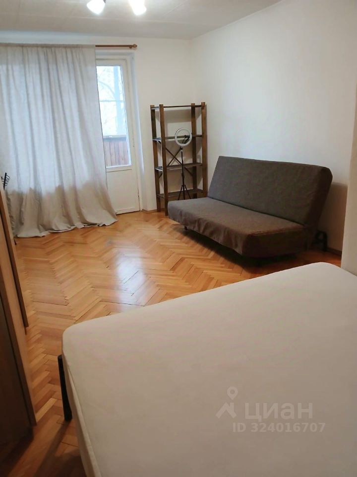 Аренда 1-комн квартиры на вторичном рынке Маломосковская улица, 3К2