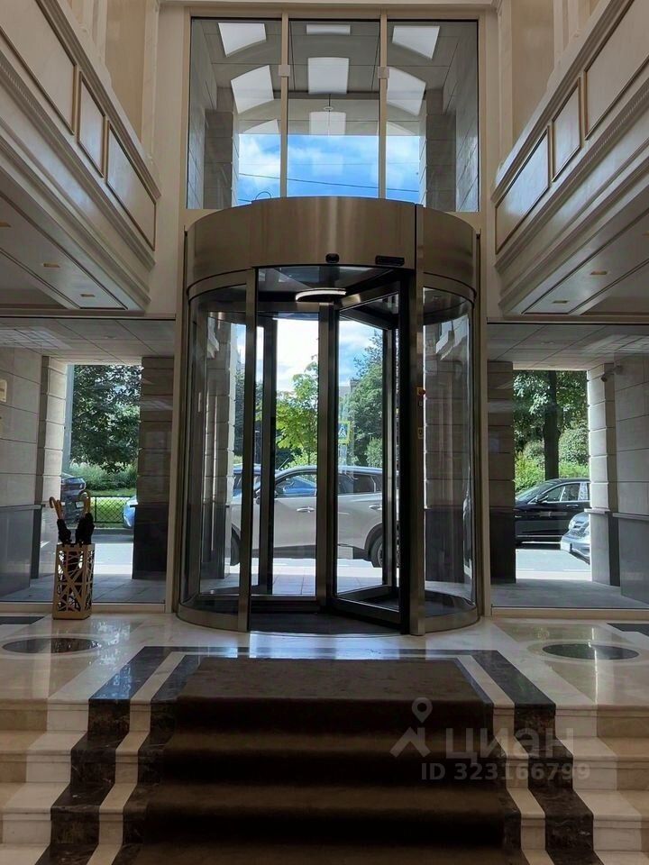 Продажа 3-комн квартиры на вторичном рынке улица Гастелло, 7