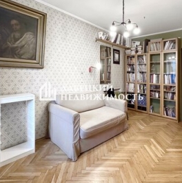 Продажа 2-комн квартиры на вторичном рынке ул Дубки,  д. 4А