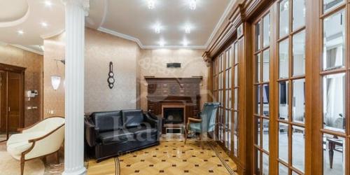 5-комн квартира Левшинский Б. пер,  д. 11