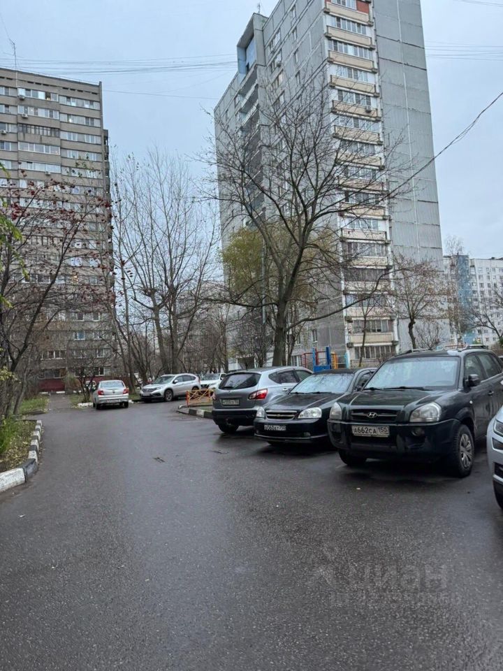 Продажа 2-комн квартиры на вторичном рынке Железнодорожный мкр, Балашиха, улица Октябрьская,  д. 27