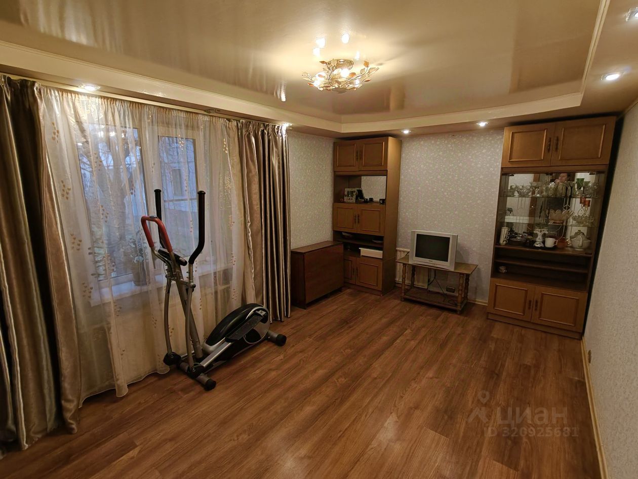 Продажа 4-комн квартиры на вторичном рынке Колпино, Тверская улица, 33