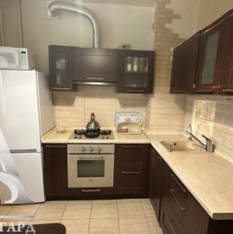 Продажа 2-комн квартиры на вторичном рынке Клин, улица Захватаева,  д. 2/17