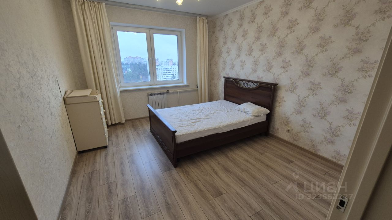 Аренда 3-комн квартиры на вторичном рынке Болшево мкр, улица Маяковского, 18б