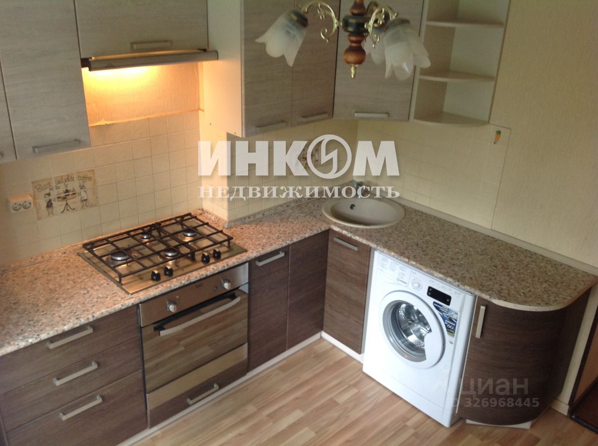 Продажа 2-комн квартиры на вторичном рынке Заря мкр, Балашиха, улица Советская,  д. 1