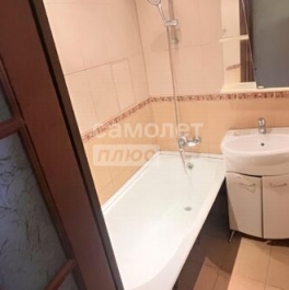 Продажа 2-комн квартиры на вторичном рынке улица Багрицкого,  д. 51