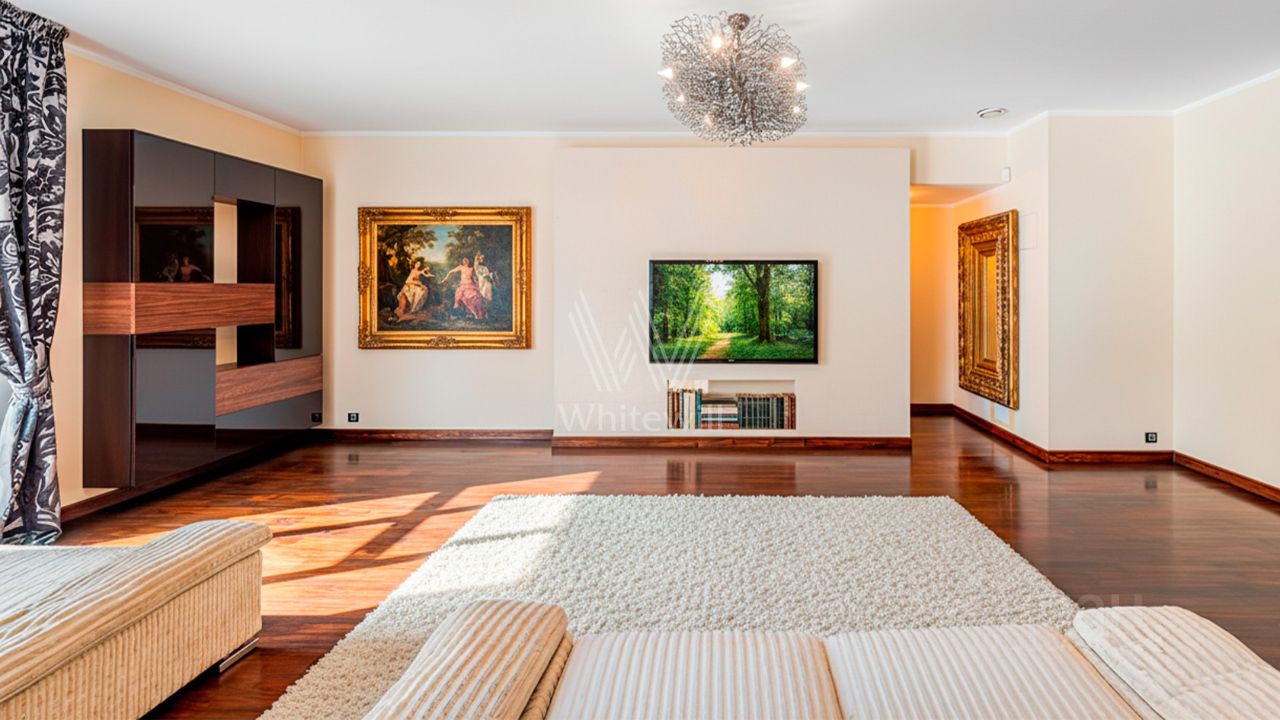 Продажа 4-комн квартиры на вторичном рынке Мосфильмовская улица, 70к4