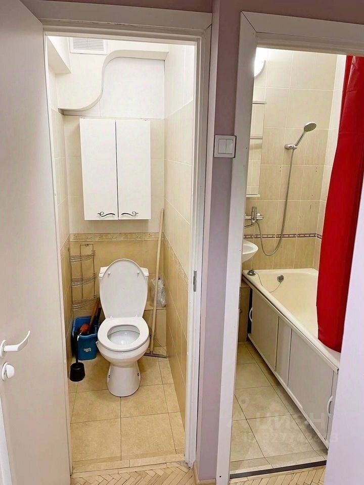 Продажа 1-комн квартиры на вторичном рынке Нахимовский пр-кт,  д. 22