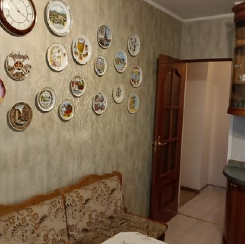 3-комн квартира ул Привольная,  д. 65/32