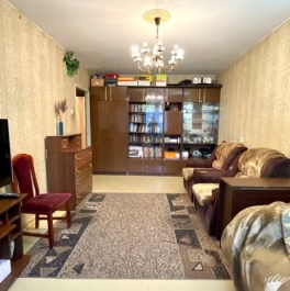 Продажа 3-комн квартиры на вторичном рынке улица Тамбасова,  д. 8 к1