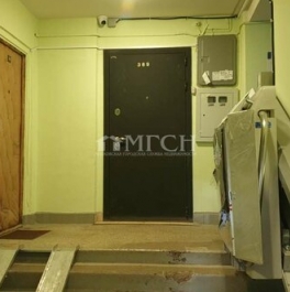 Продажа 4-комн квартиры на вторичном рынке Вильнюсская улица,  д. 4