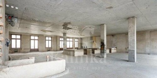 4-комн квартира Левшинский Б. пер,  д. 11