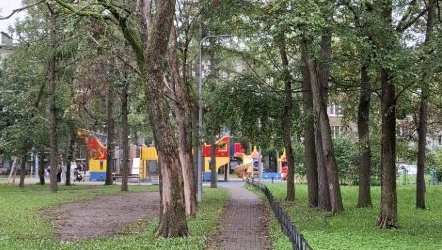 3-комн квартира улица Лазо, 10