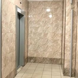 Продажа 2-комн квартиры на вторичном рынке Мебельная улица,  д. 21 к2