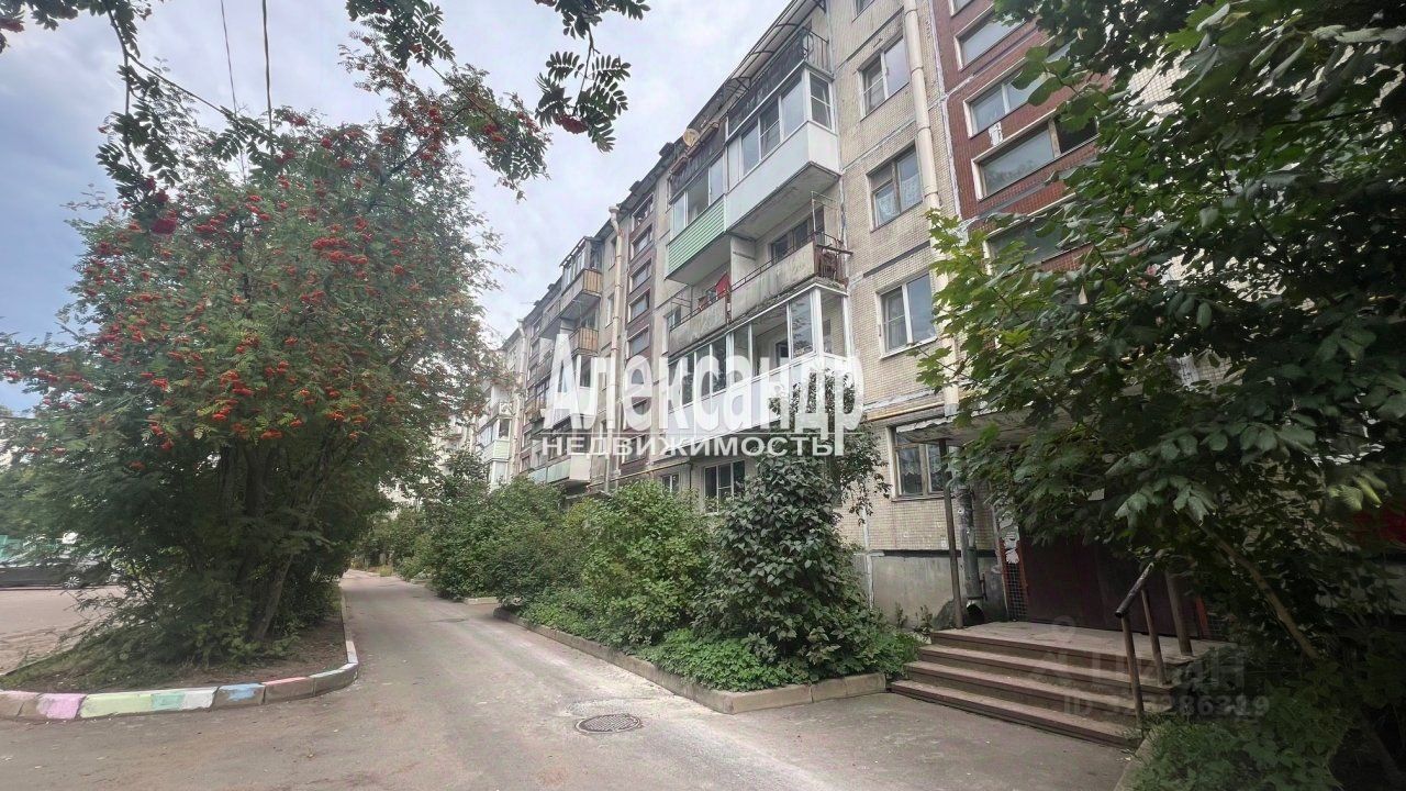 Продажа 3-комн квартиры на вторичном рынке Выборг, улица Рубежная, 18