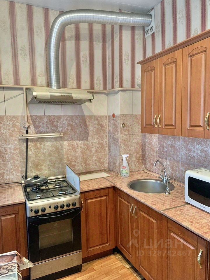 Продажа 2-комн квартиры на вторичном рынке Пионерская улица,  д. 19