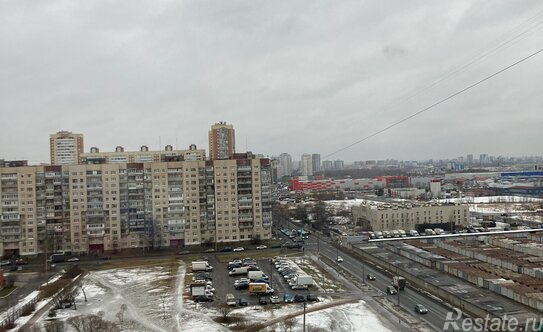 Продажа 3-комн квартиры на вторичном рынке Моравский пер,  д. 7,  к. 1