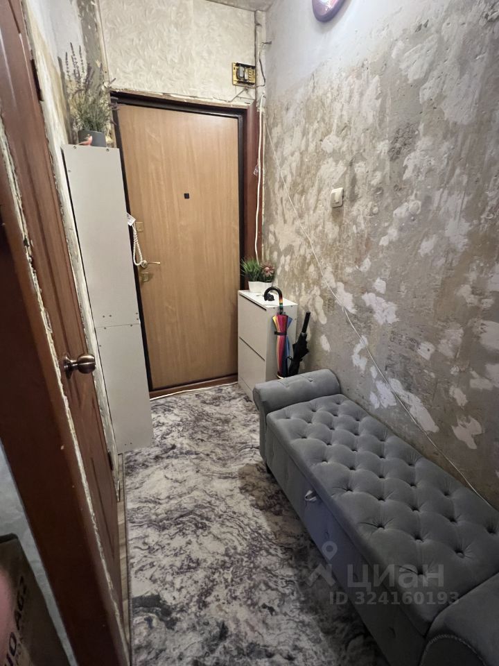 Продажа 1-комн квартиры на вторичном рынке 1-й мкр,  д. 27