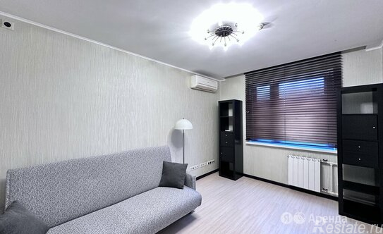 Аренда 2-комн квартиры на вторичном рынке Филёвский бульвар,  д. 21