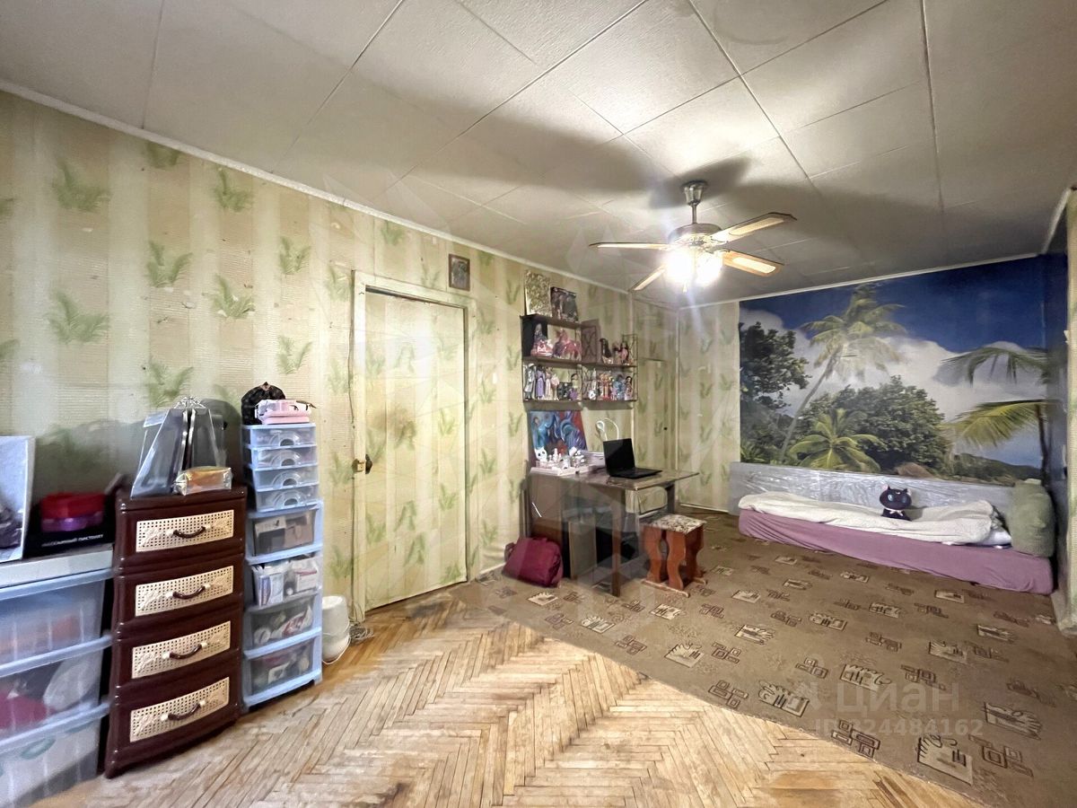 Продажа 2-комн квартиры на вторичном рынке Анадырский проезд, 37