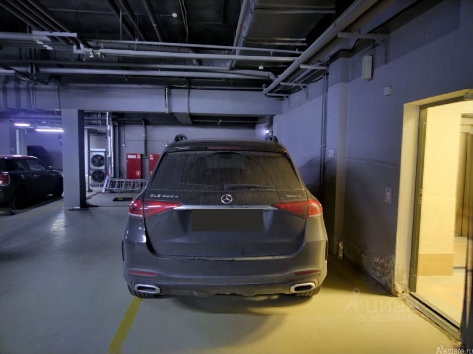 Продажа гаража наб Лейтенанта Шмидта,  д. 21