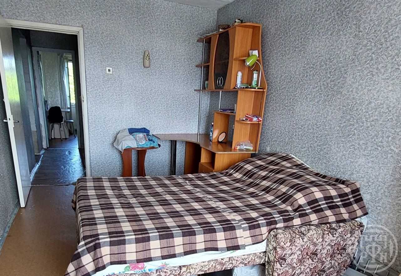 Продажа 2-комн квартиры на вторичном рынке пос. Первомайское, улица Ленина, 38