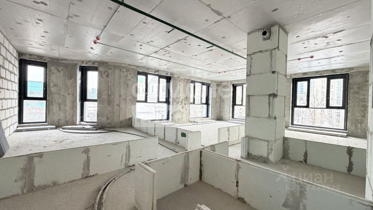Продажа 5-комн квартиры на вторичном рынке Стремянный переулок, 2