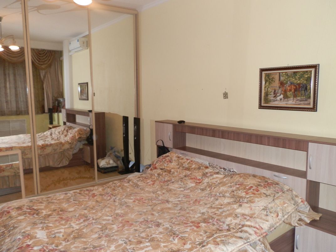 Аренда 2-комн квартиры на вторичном рынке Изюмская улица, 46